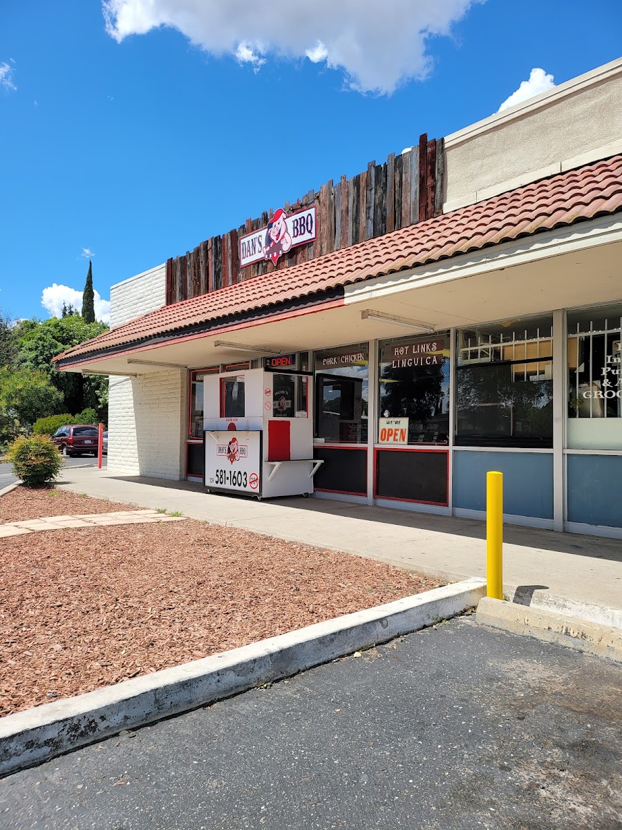 Dan's BBQ